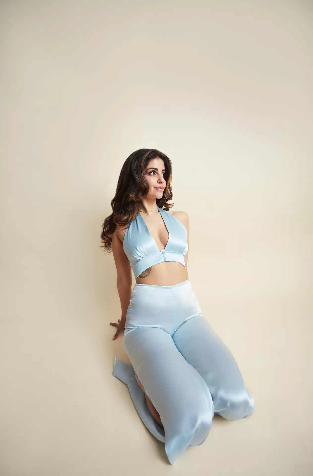TOP - Yasmine – Image 3